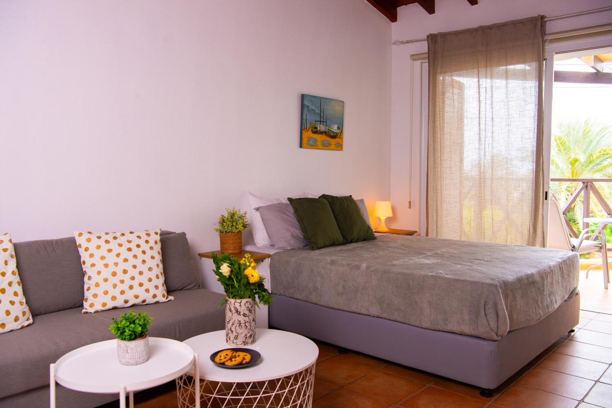 Apartment Path Beachfront Lachi